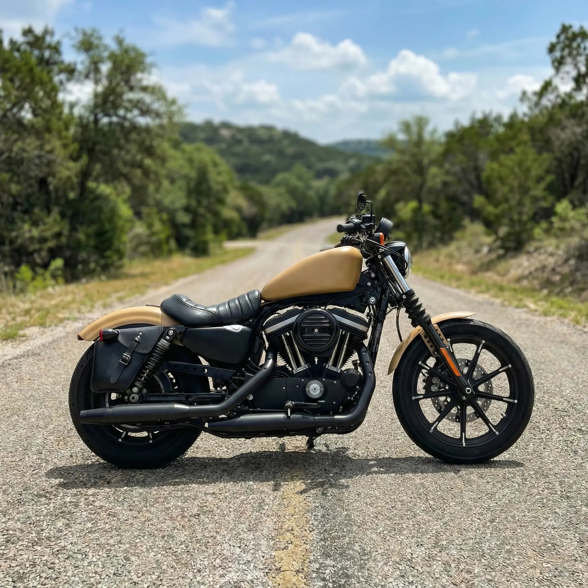 HD® スポーツスター 右側ソロバッグ - SR04