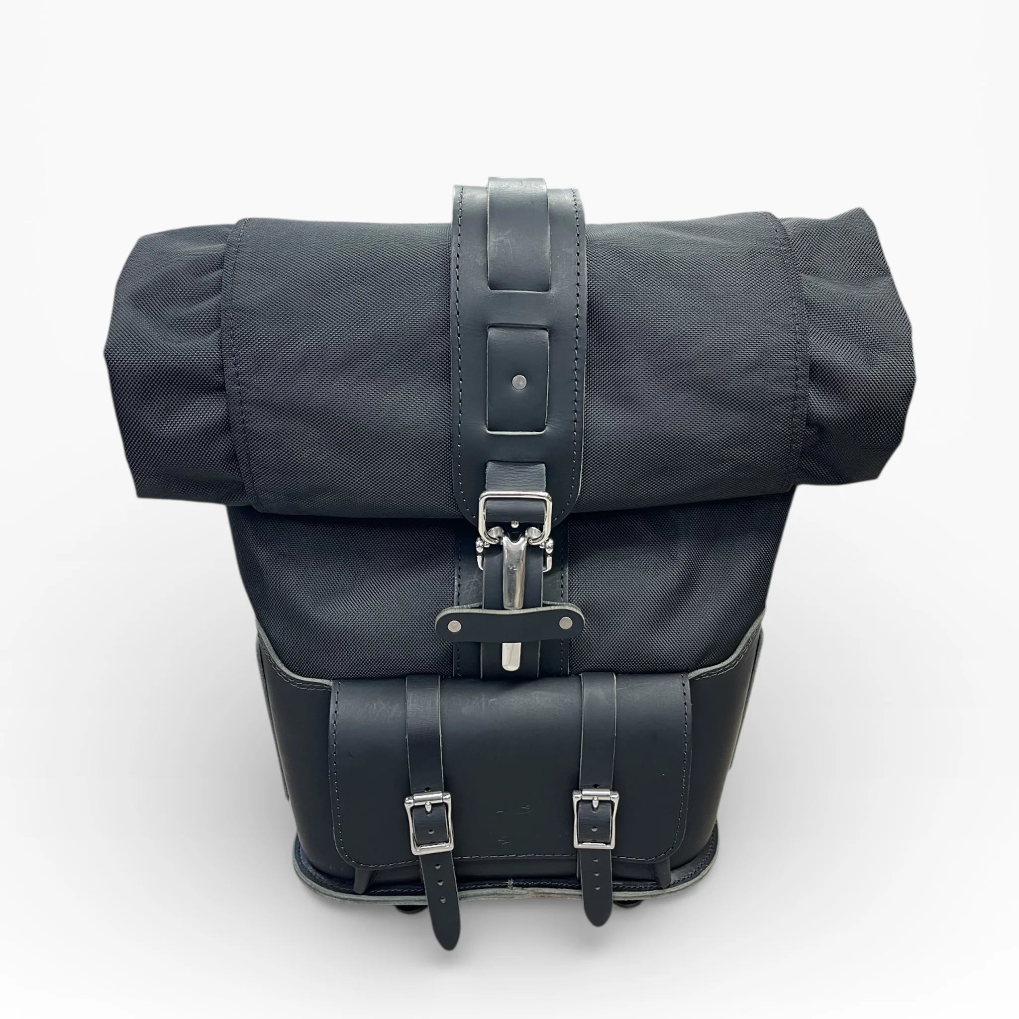 Universelle Rolltop-Rucksack-Satteltasche – URB01